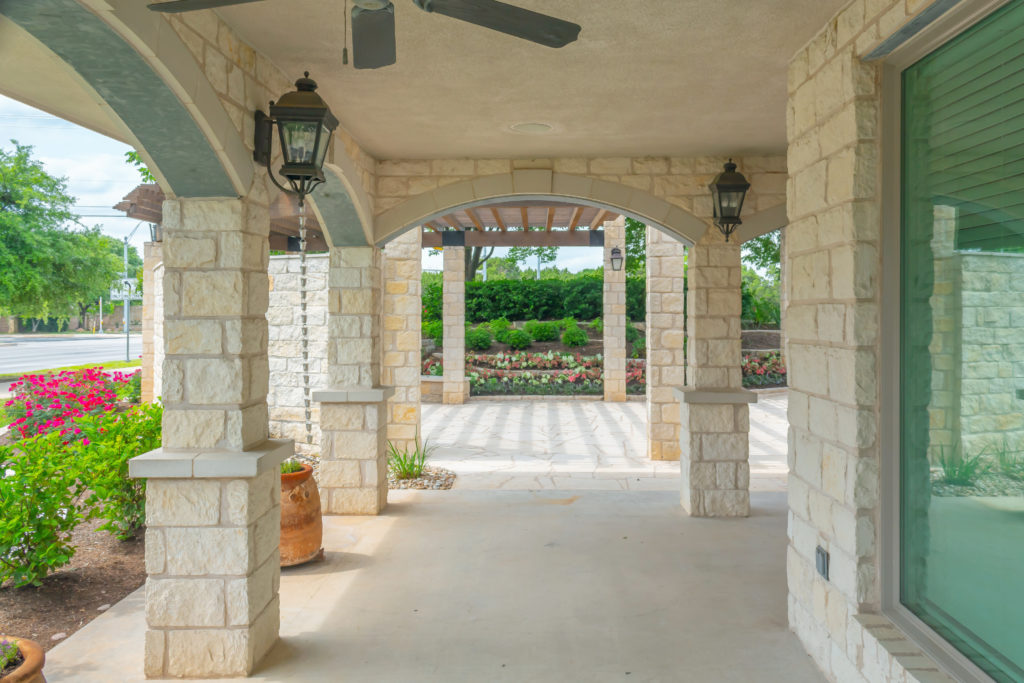 Picture of walkway to patio.